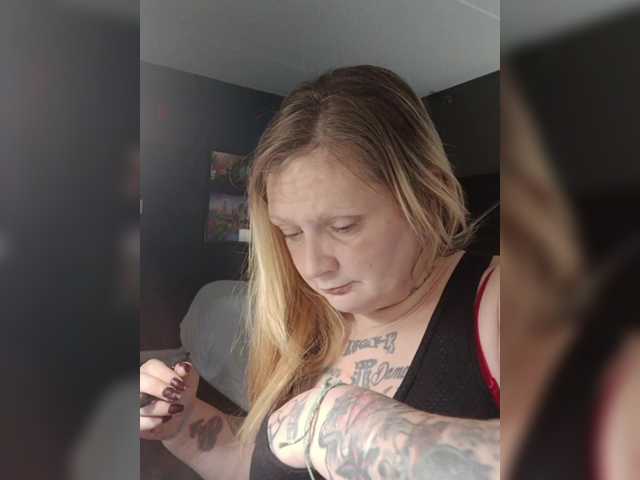  Adelaideskyy chat room