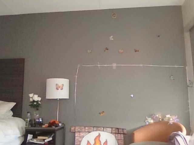 Adelaideskyy's BongaCams show and profile