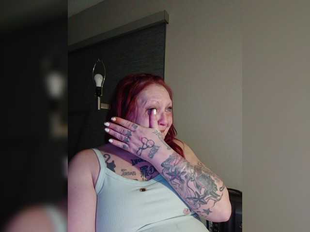 Adelaideskyy's BongaCams show and profile