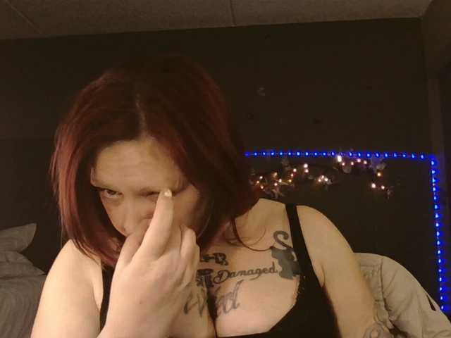 Adelaideskyy's BongaCams show and profile