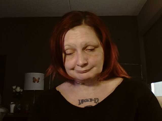 Adelaideskyy's BongaCams show and profile