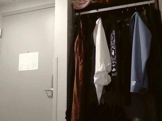 Adelaideskyy's BongaCams show and profile