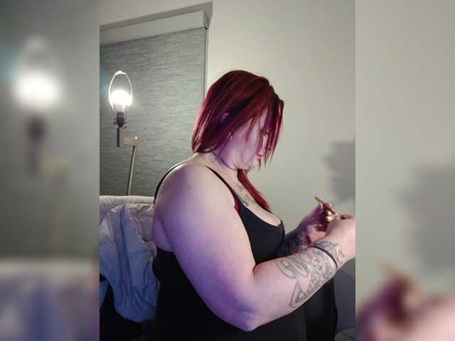 Adelaideskyy's BongaCams show and profile