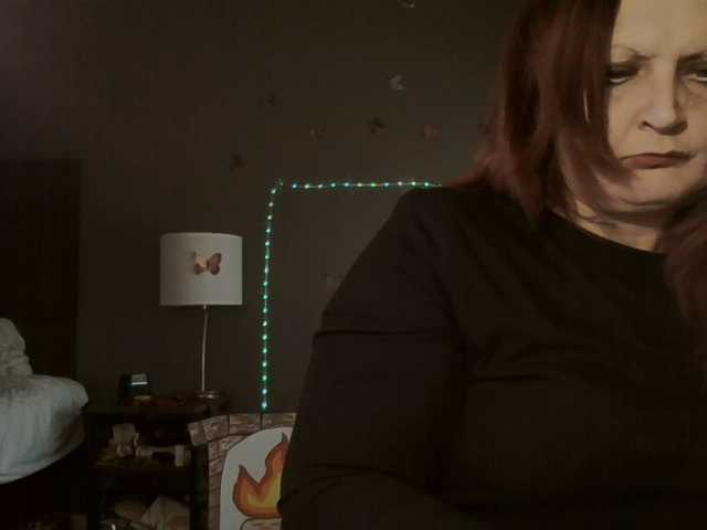 Adelaideskyy's BongaCams show and profile