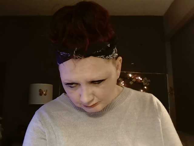 Adelaideskyy's BongaCams show and profile