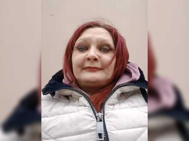 Adelaideskyy's BongaCams show and profile