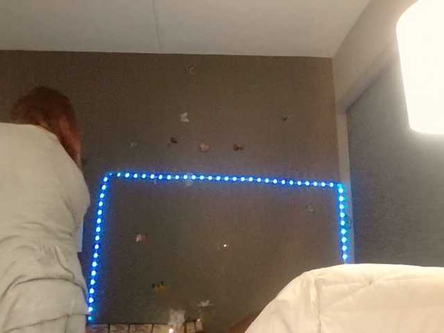 Adelaideskyy's BongaCams show and profile