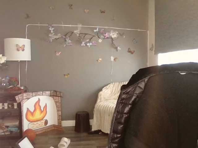 Adelaideskyy from BongaCams is Freechat