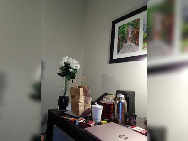 Adelaideskyy's BongaCams show and profile