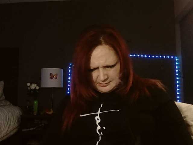 Adelaideskyy's BongaCams show and profile