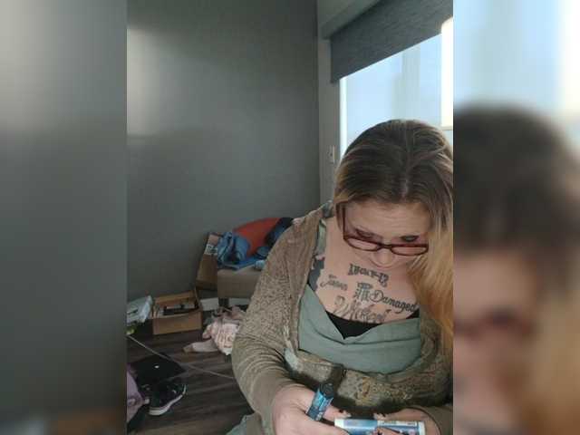 Adelaideskyy on BongaCams 