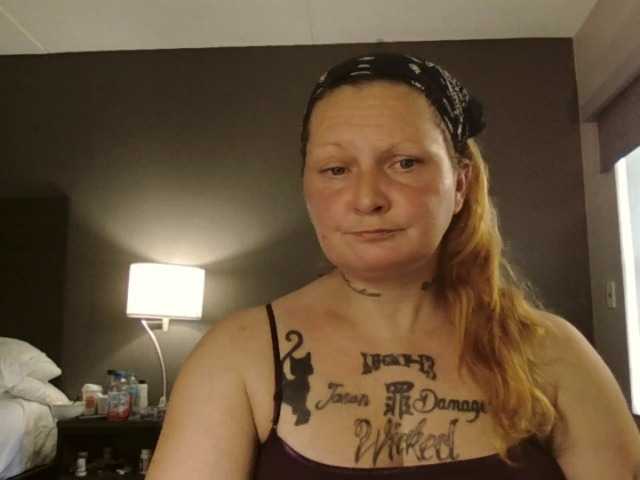  Adelaideskyy chat room