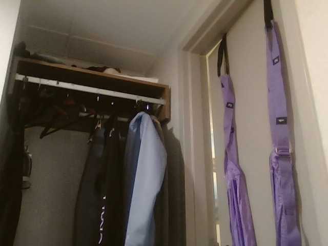 Adelaideskyy's BongaCams show and profile