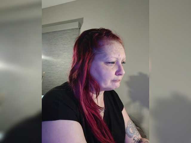Adelaideskyy's BongaCams show and profile