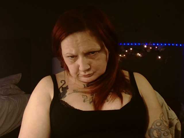 Adelaideskyy's BongaCams show and profile