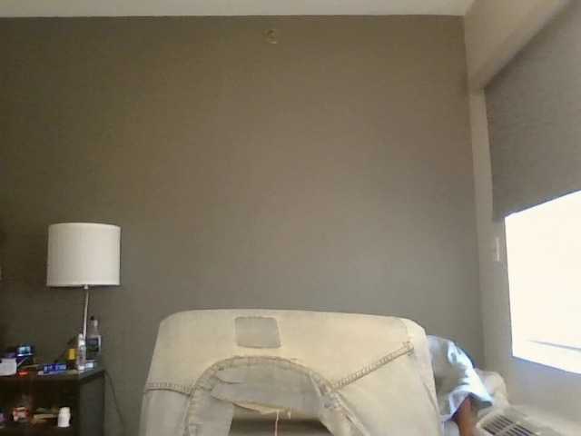 Adelaideskyy's BongaCams show and profile