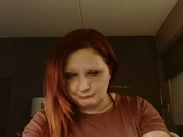 Adelaideskyy's BongaCams show and profile