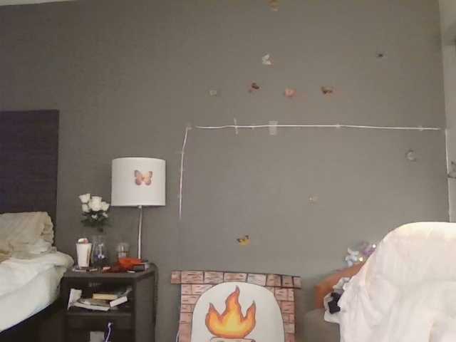 Adelaideskyy's BongaCams show and profile