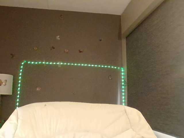 Adelaideskyy's BongaCams show and profile