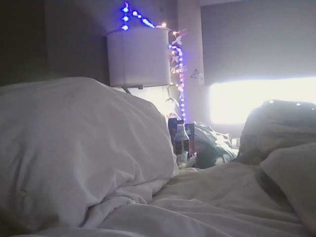 Adelaideskyy's BongaCams show and profile