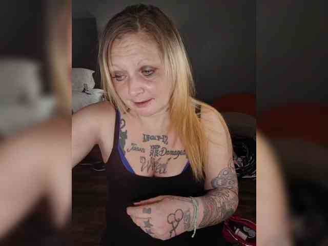live free chat Adelaideskyy