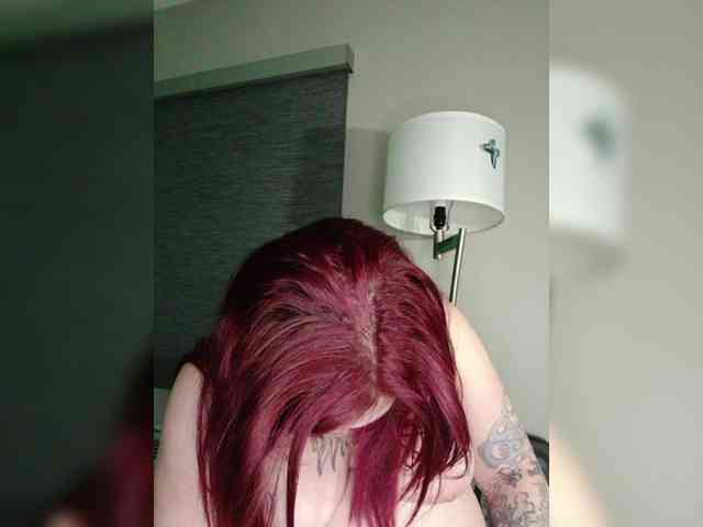 Adelaideskyy Live Webcam on BongaCams