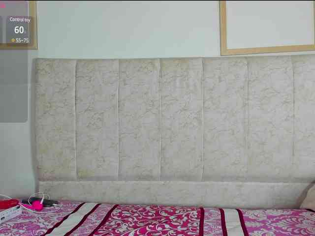 cherry-girls Live Webcam on BongaCams