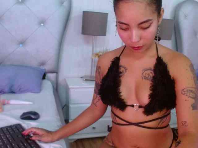 AliceLaw webcam