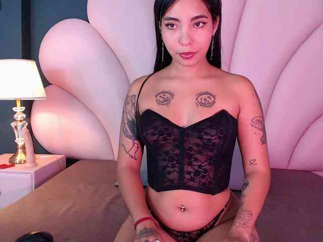 AliceLaw webcam