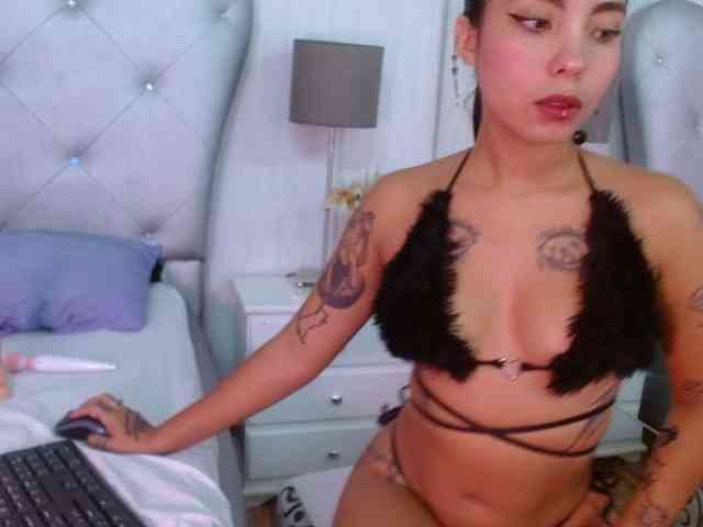 AliceLaw webcam