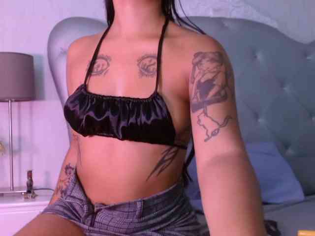 AliceLaw webcam