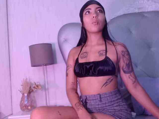 AliceLaw webcam