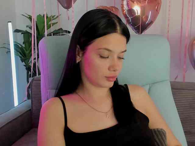 ReginaWine Live Webcam on BongaCams ReginaWine Live Webcam on BongaCams