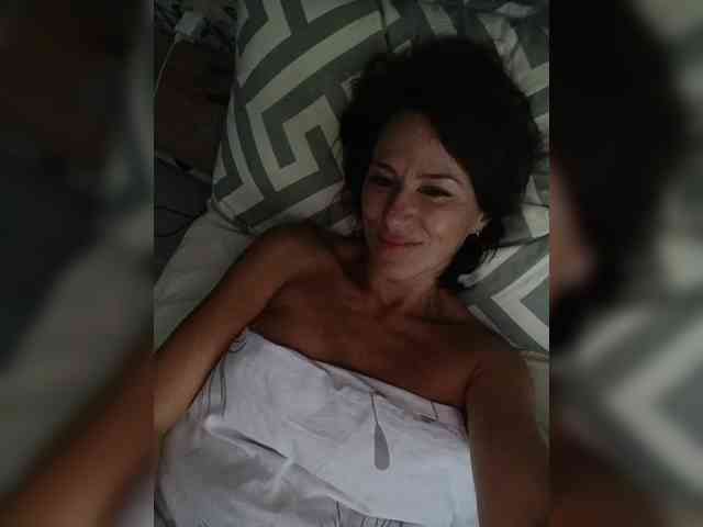 Agnes77 webcam