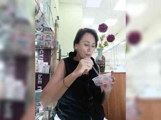 Agnes77 webcam