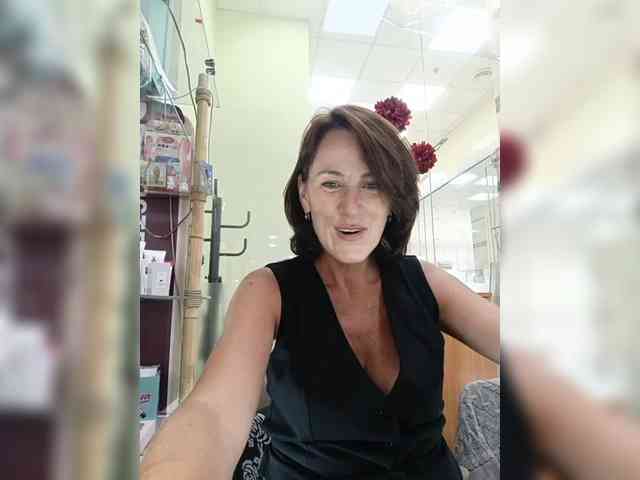 Agnes77 webcam