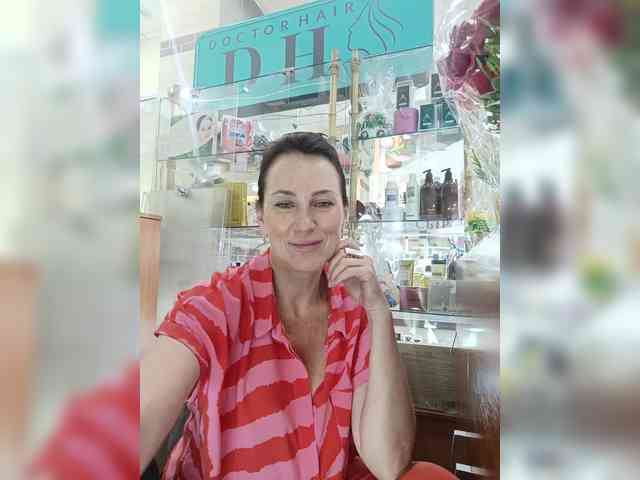 Agnes77 Live Webcam on BongaCams