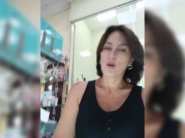 Agnes77 webcam