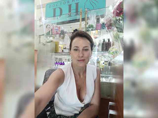 Agnes77 Live Webcam on BongaCams