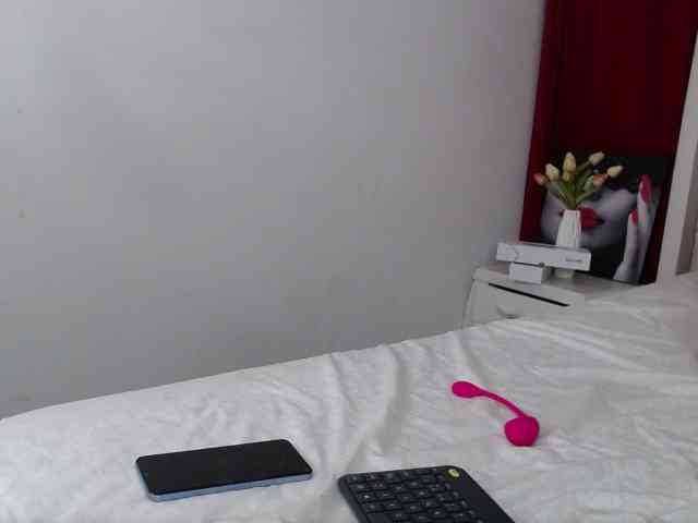 evangelineblossom webcam