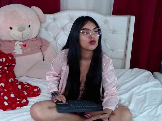 evangelineblossom webcam