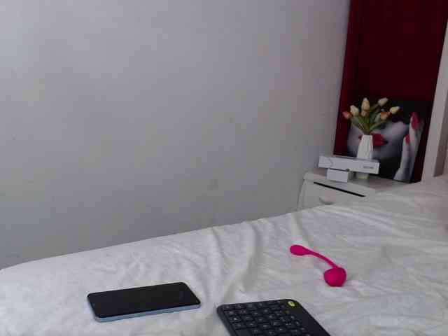 evangelineblossom webcam