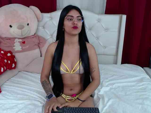evangelineblossom webcam