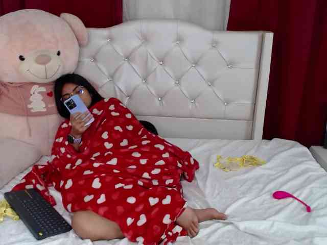 evangelineblossom webcam
