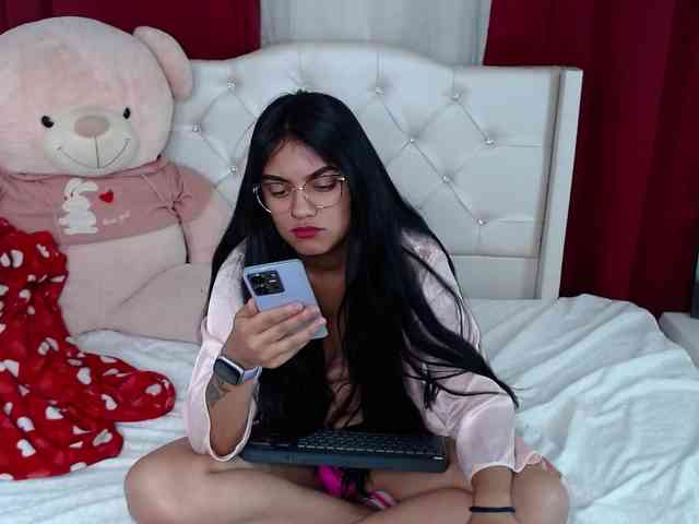 evangelineblossom webcam