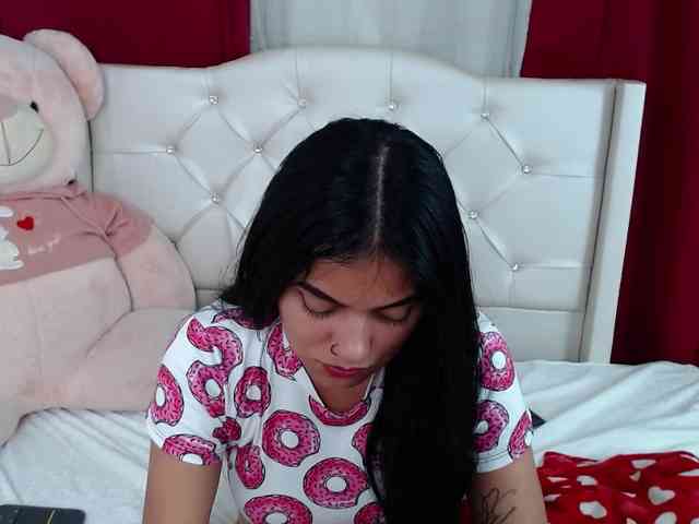 evangelineblossom webcam
