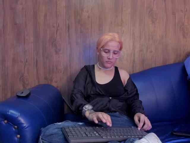 Pussy18Hardcore webcam