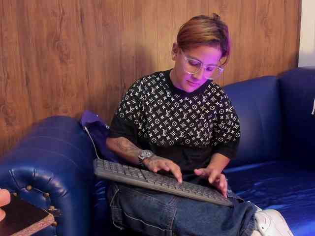 Pussy18Hardcore webcam