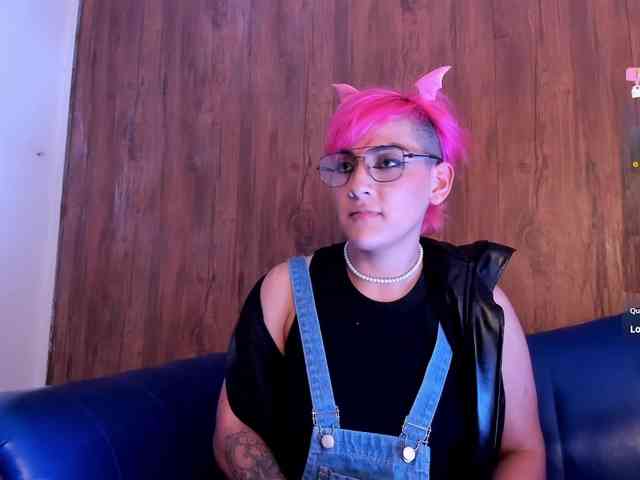 Pussy18Hardcore webcam