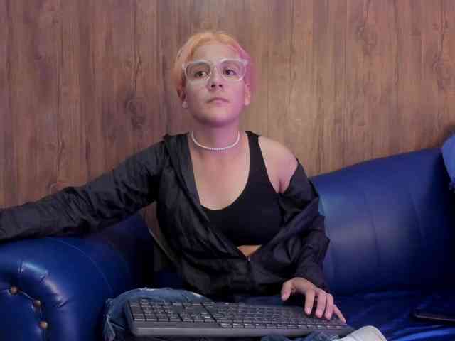 Pussy18Hardcore webcam
